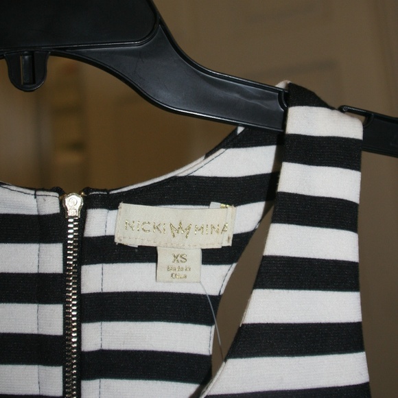 NWT Nicki Minaj Sleeveless Midi Dress - Striped - Picture 5 of 7